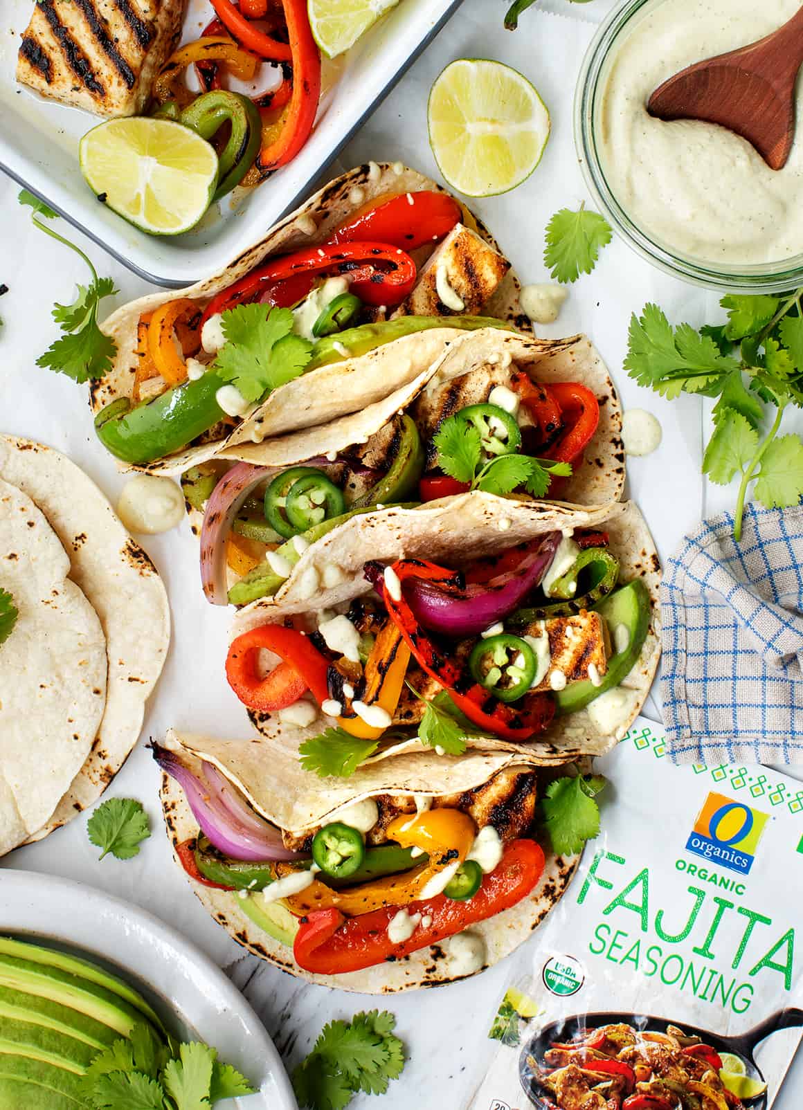 Fajita tacos with vegan green chile ranch